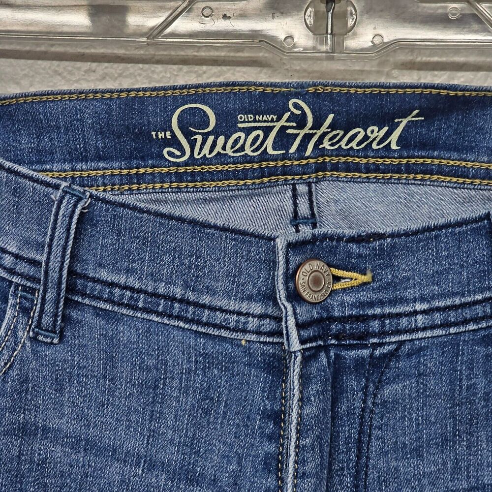 Old Navy The Sweetheart Jean Capri pants size 10 stretchy Distressed Normcore - Picture 2 of 7
